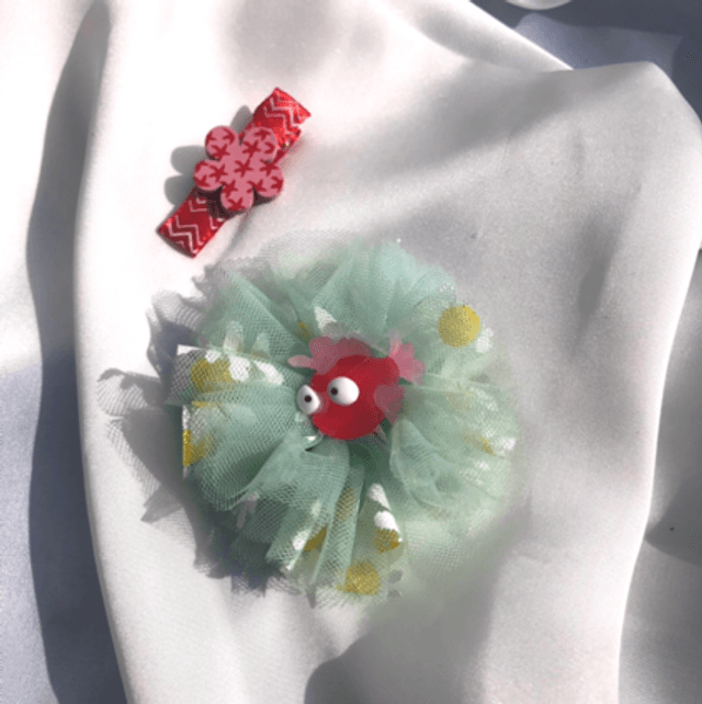 Dory*lot barrettes