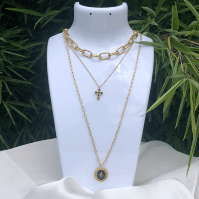Sabrina* collier triple chaine