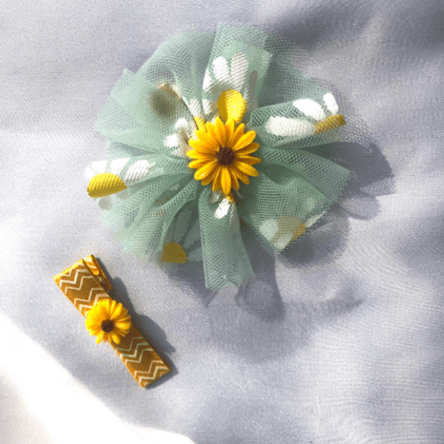 Maya* lot barrettes 